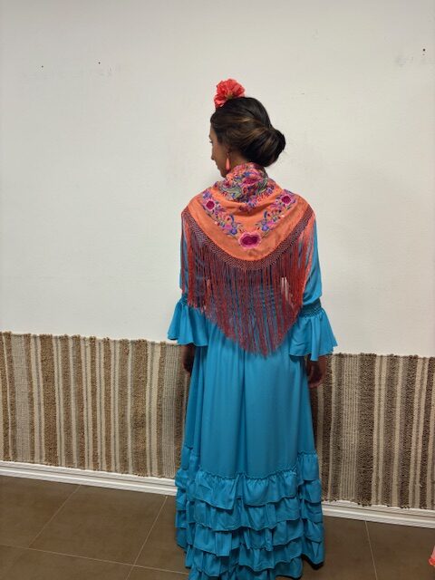 Vestido Turquesa Liso de 5 volantes(Largo 145 cm.) - Imagen 4