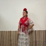 Vestido Modelo Martina Manga Larga blanco con Lunar Negro LARGO 130 CM. PARA UNA ALTURA MÁXIMA DE 148/150 CM. - Imagen 4