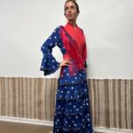 MOD. MARIA AZUL MARINO LUNARES CON ENCAJE DE BOLILLO