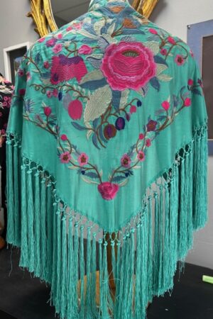 Mantón Bordado Verde Esmeralda con Flores 60€
