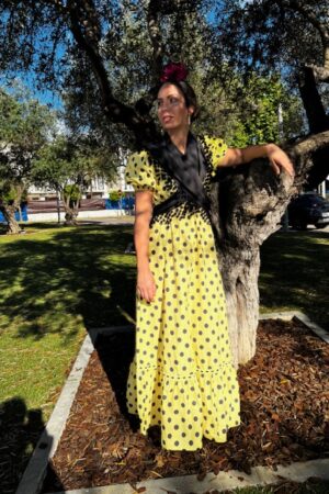 MOD. CAMINO COLOR AMARILLO LUNAR NEGRO